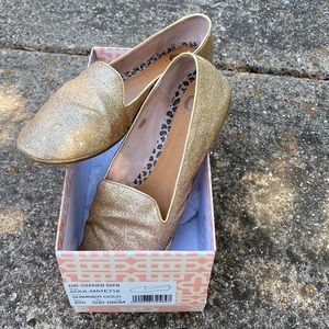 Gianni Bini shimmer gold flats